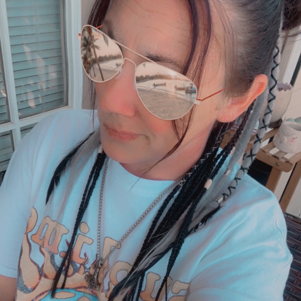 Meet your Posher, Jessica